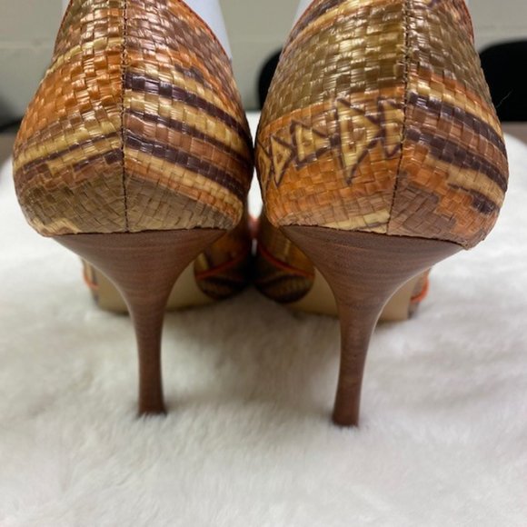 BCBGirls Katchen-AR Snakeskin Pointed Toe Kitten‎ Heels, size 8.5B NEW - Picture 9 of 11